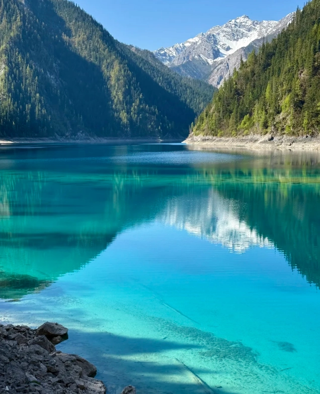 Jiuzhaigou travel guide