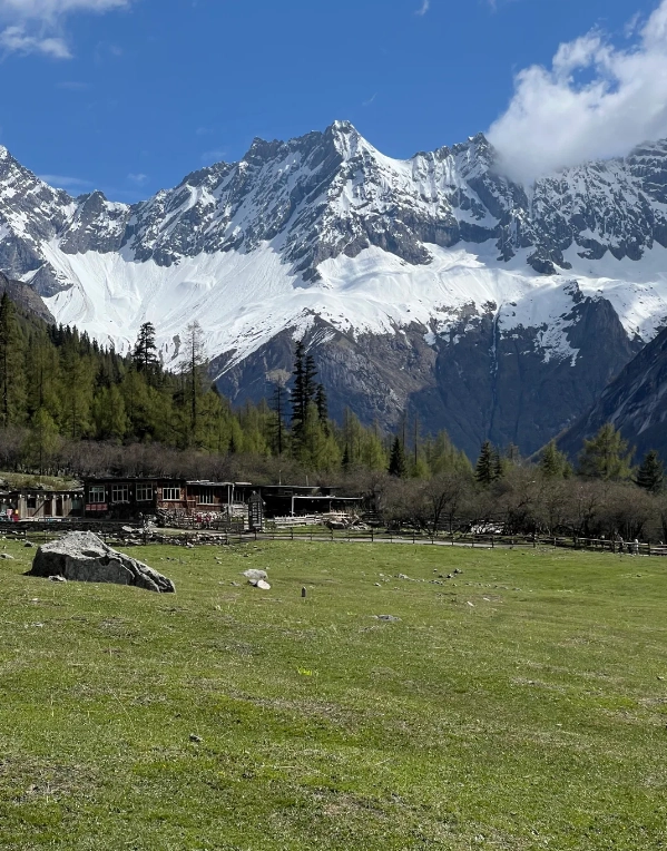 Four Sisters Mountain China