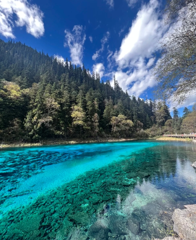 Jiuzhaigou travel guide
