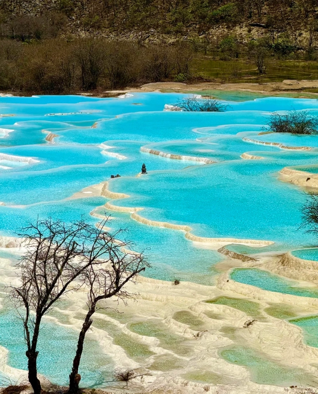 Travel photos of Aba Prefecture: Huanglong travertine pools