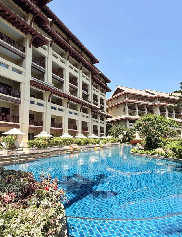 Where to Stay Near Yalong Bay: Best Hotels & Areas for Every Budget
