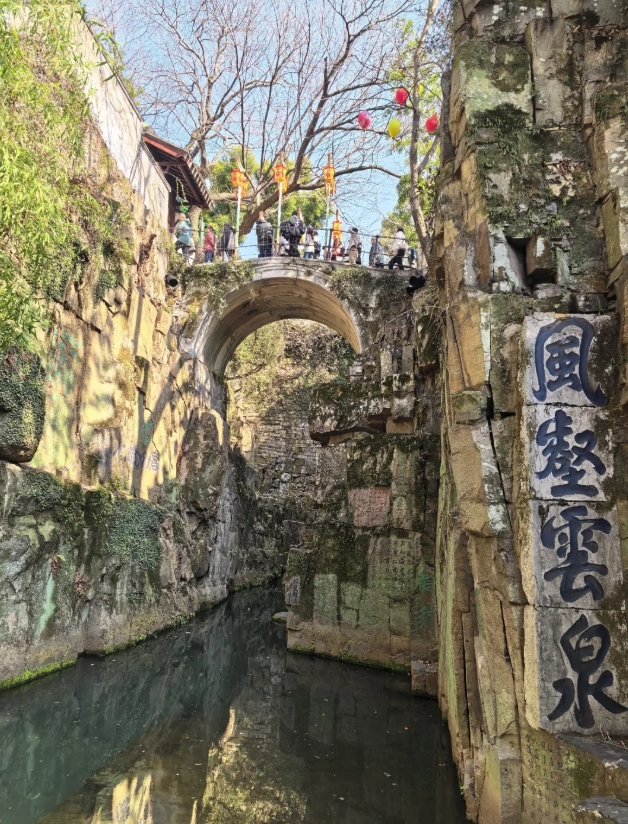 how to visit tiger hill suzhou