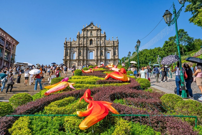 Top 5 Attractions in Macau: Don't Miss These Iconic Spots