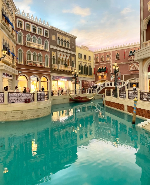 Venetian Macao shopping