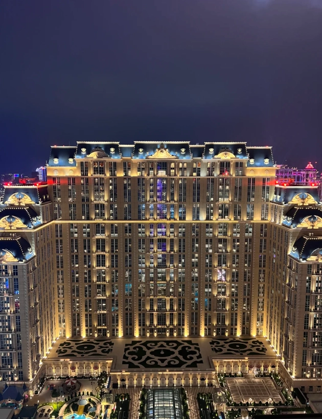 Macao luxury hotels near casino