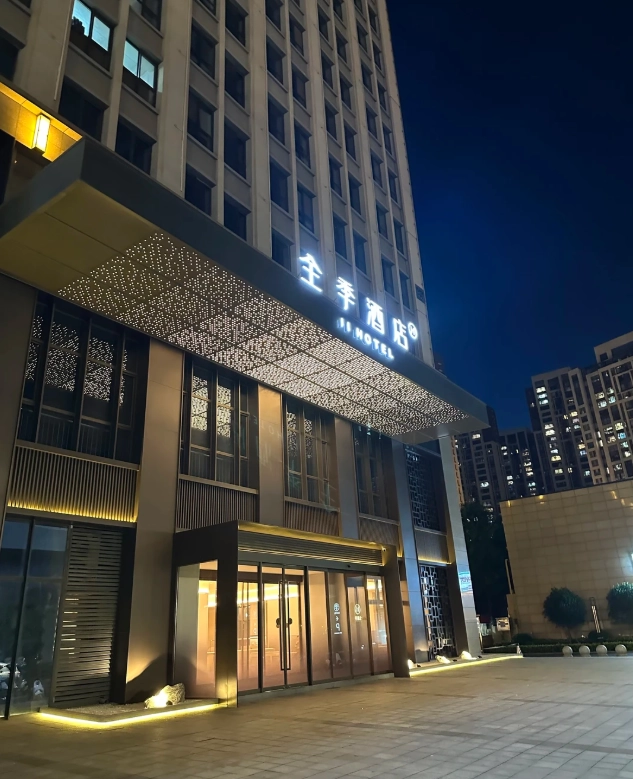 best accommodations near Luoyang Museum best accommodations near Luoyang Museum