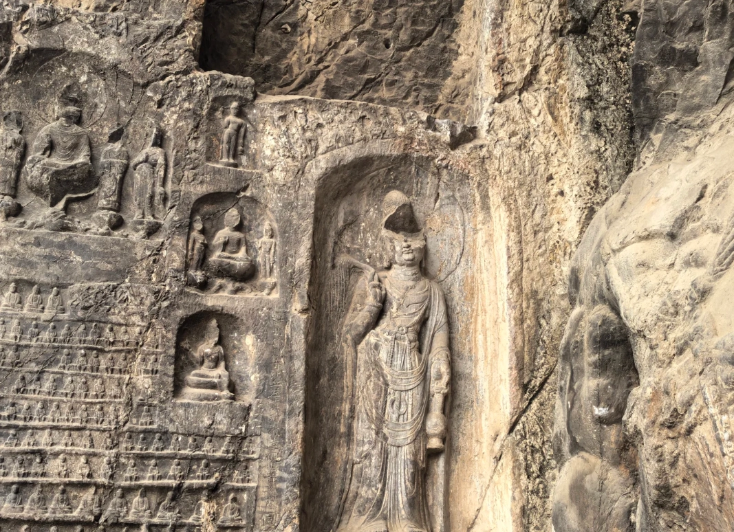Photo of Longmen Grottoes: Longmen Grottoes review