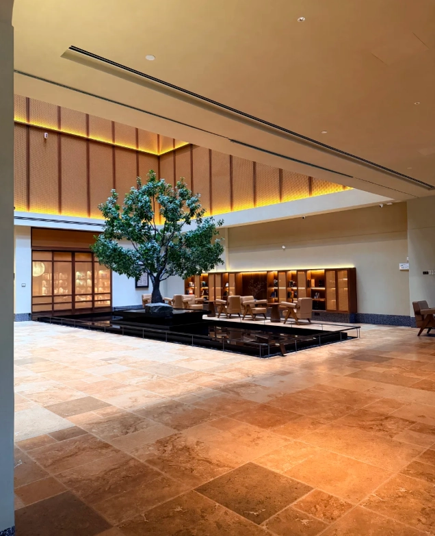 Where to Stay Near Longmen Grottoes: Best Areas & Hotels