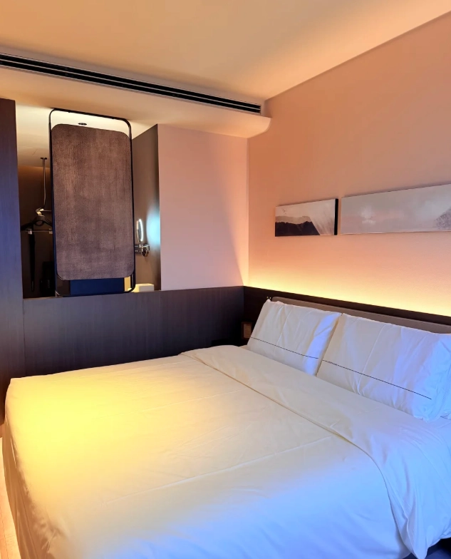 hotels near Longmen Grottoes