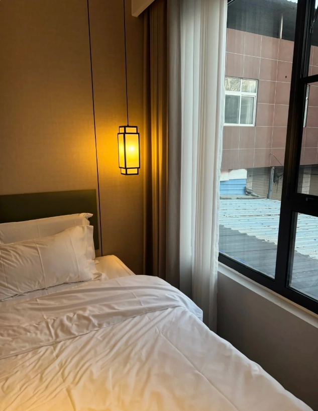 Longmen Grottoes accommodation