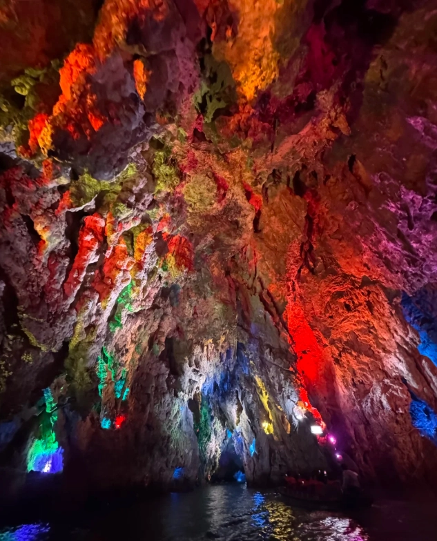 Dragon Palace Cave worth visiting Dragon Palace Cave worth visiting
