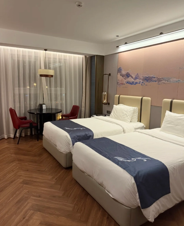 Tianjin Eye walking distance hotels