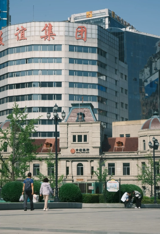 Dalian travel guide Dalian travel guide