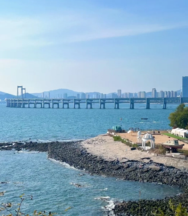Dalian Binhai Road Dalian Binhai Road