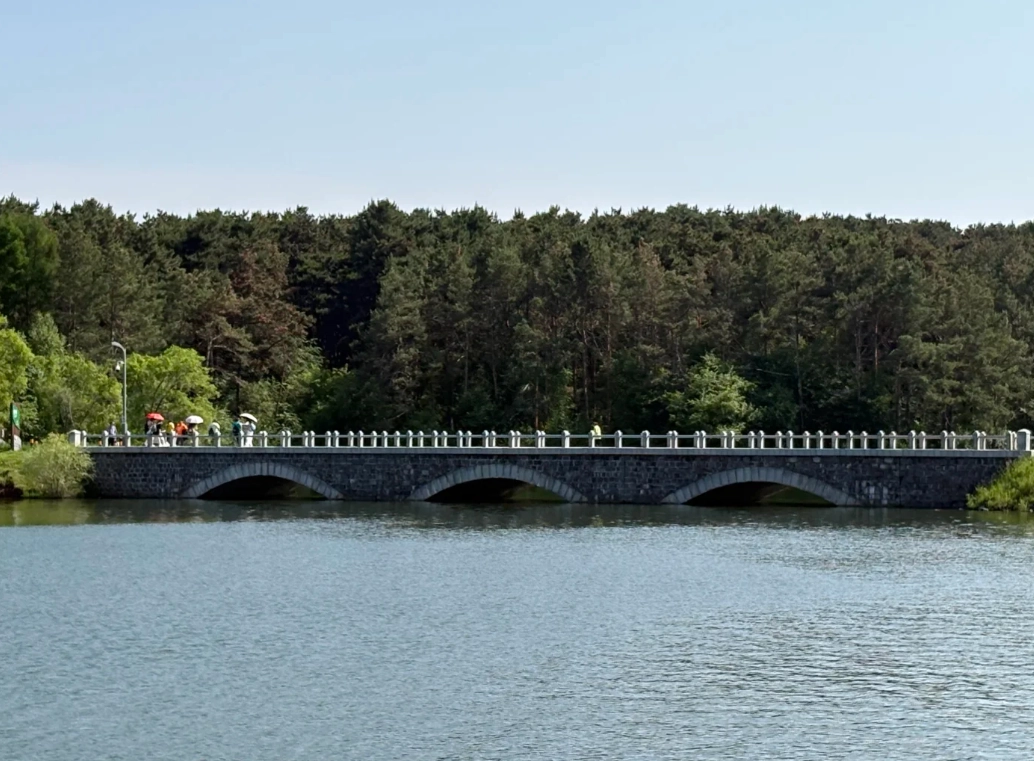 Jingyuetan activities