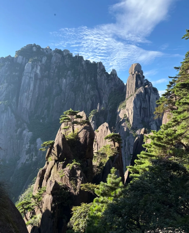 Huangshan mountain hiking route Huangshan mountain hiking route