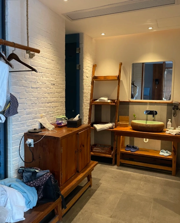 Where to Stay Near Tunxi Ancient Street: Top Picks for Every Budget