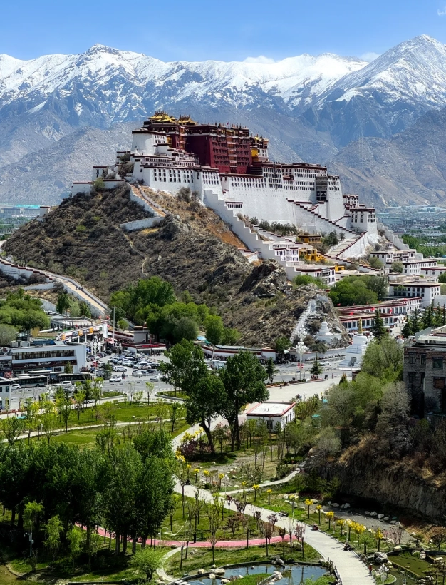 Lhasa Best Time to Visit: Avoid Crowds & Altitude Sickness