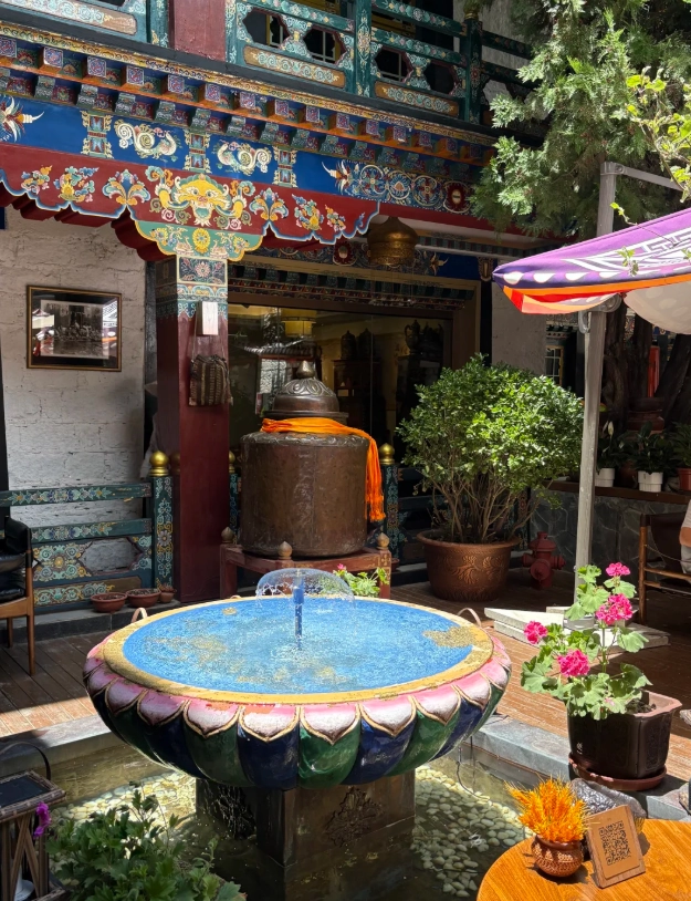 places to stay near sera monastery tibet
