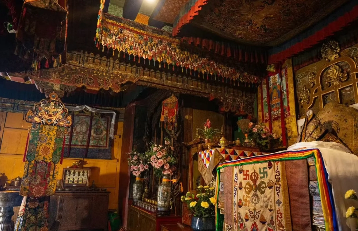 Potala Palace guide