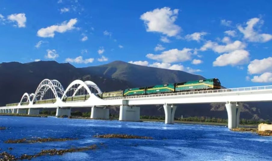 how to get to Lhasa by train how to get to Lhasa by train