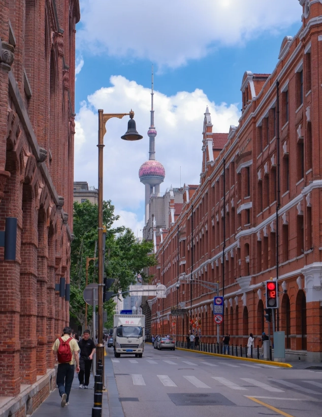 solo travel Shanghai