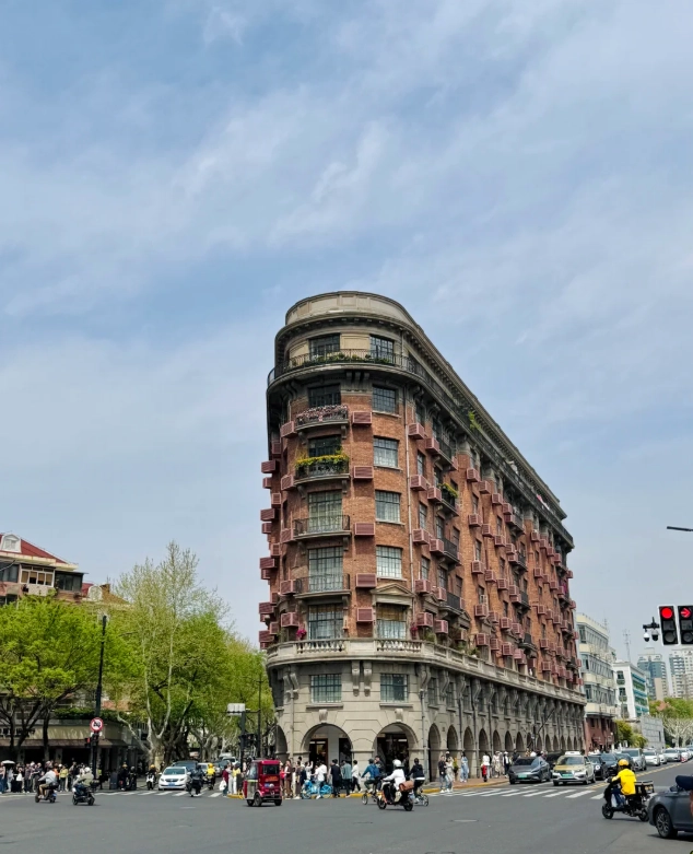 best time to visit Shanghai and Hangzhou