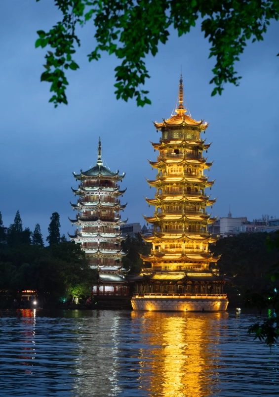 Li River cruise from Guilin Li River cruise from Guilin