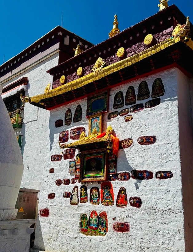 Lhasa walking tour Lhasa walking tour