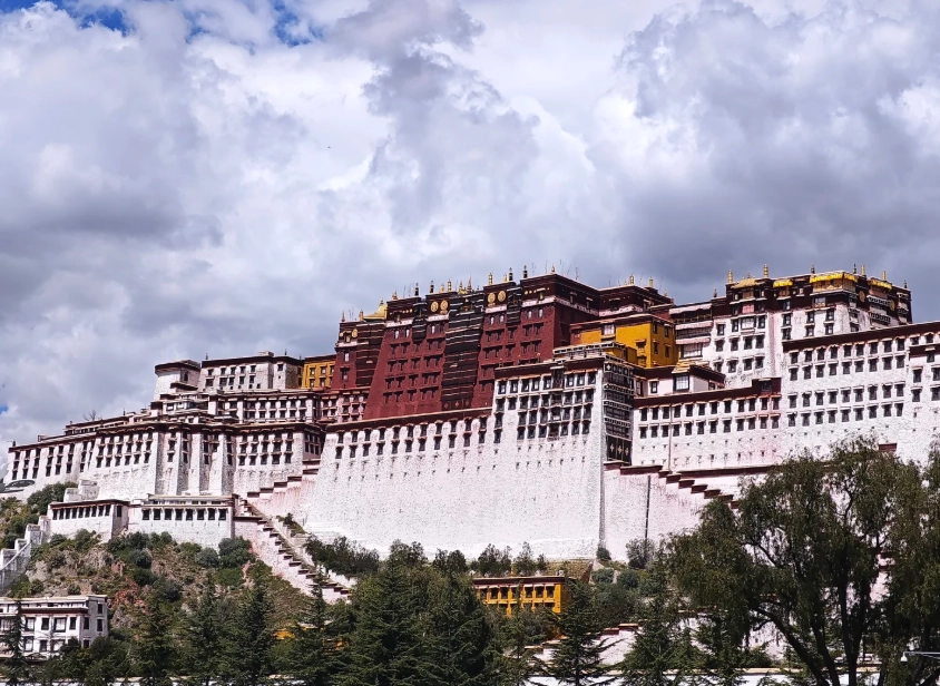 Lhasa airport taxi