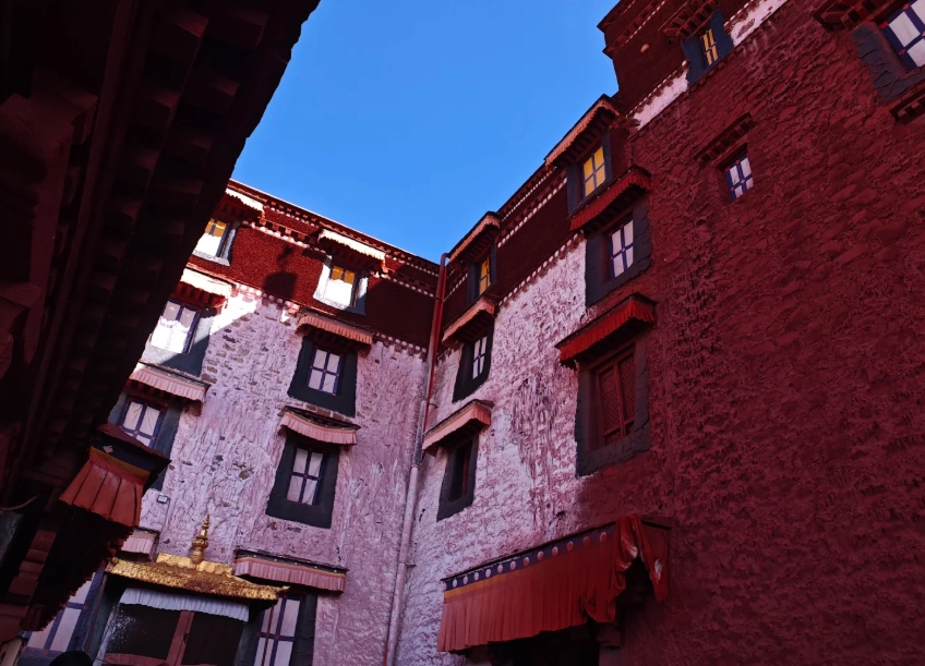 Lhasa airport transportation