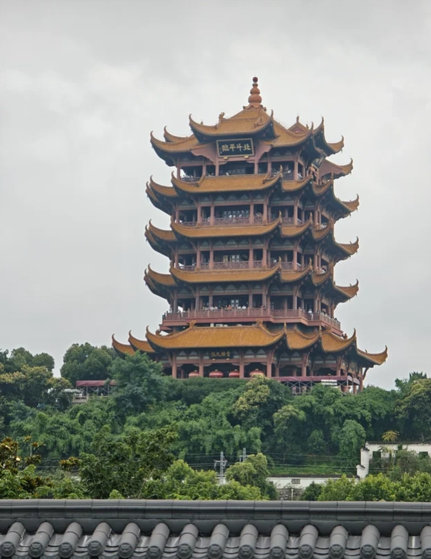 Yellow Crane Tower opening hours