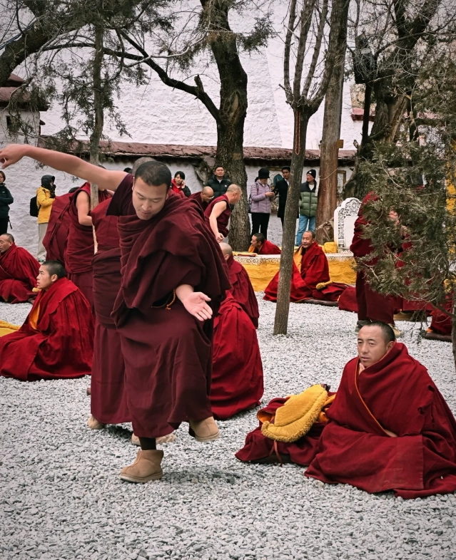 Lhasa monastery debating Lhasa monastery debating