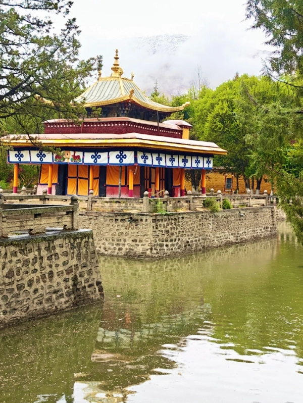 Sera Monastery debates