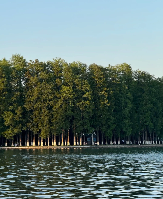 best time to visit East Lake best time to visit East Lake