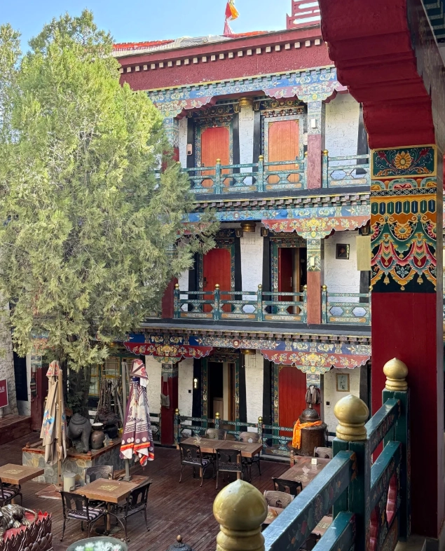 luxury hotels Lhasa luxury hotels Lhasa