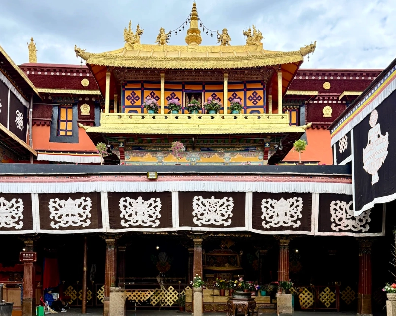 Lhasa itinerary 4 days Lhasa itinerary 4 days