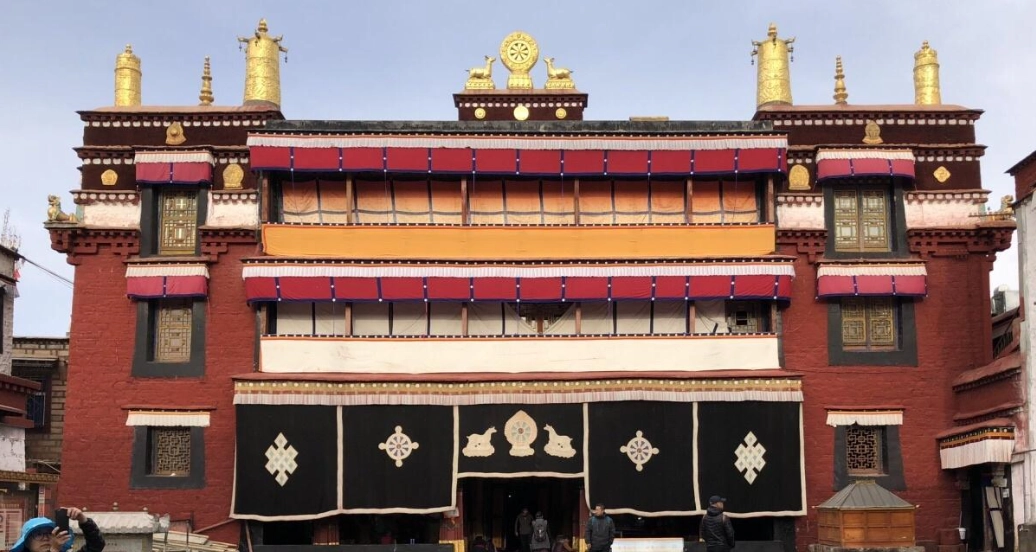 Lhasa dress code for tourists Lhasa dress code for tourists