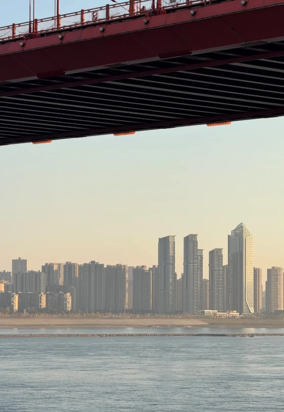 wuhan yangtze river bridge sunset