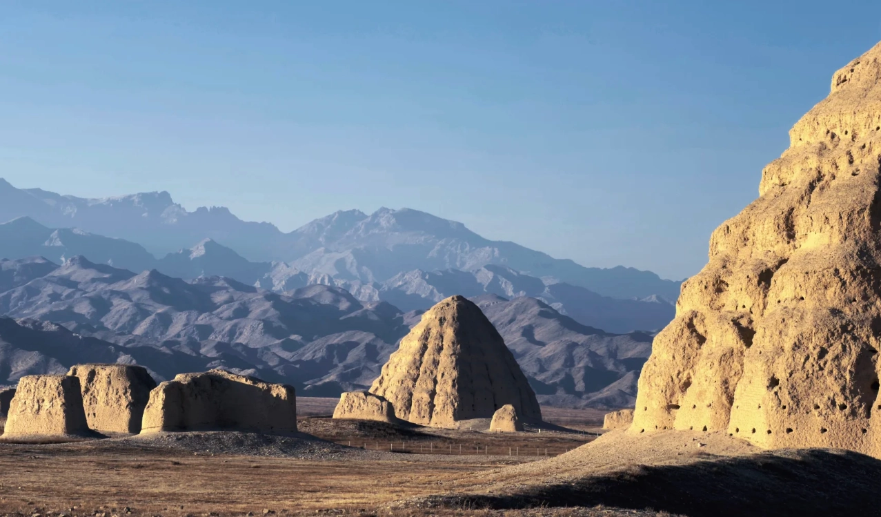 Western Xia Tombs: Insider Tips for a Smooth Visit