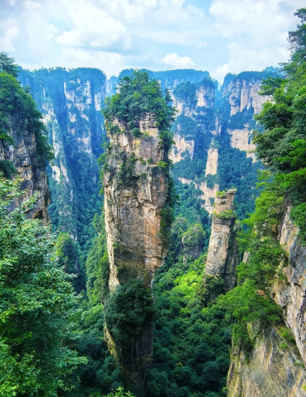 Zhangjiajie airport layover Zhangjiajie airport layover