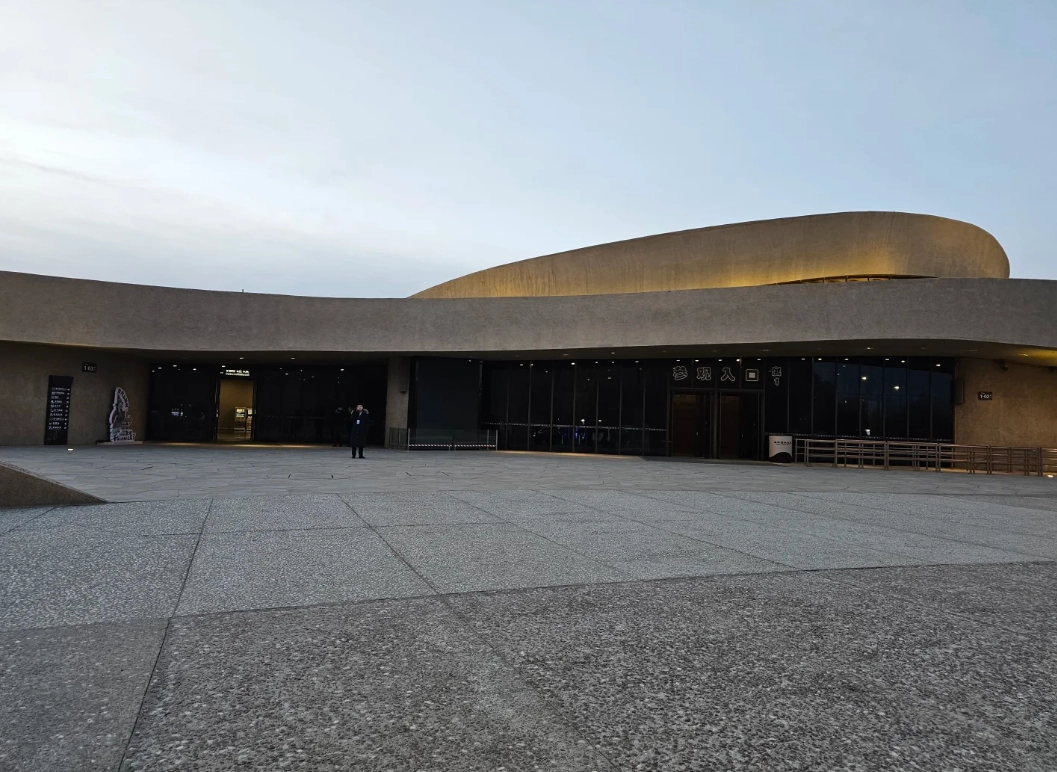 Mogao Caves virtual tour