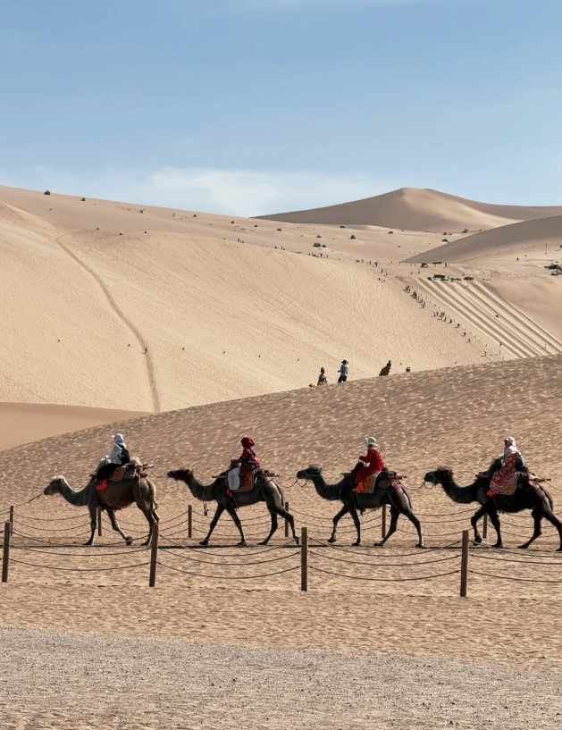 Photo of Mingsha Mountain and Crescent Lake: Dunhuang travel tips