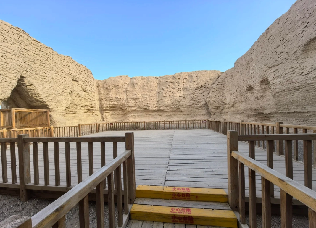 Yumen Pass Dunhuang