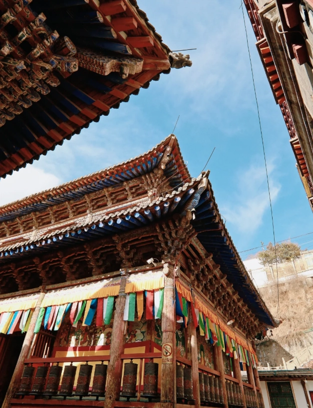 Travel photos of Xining: Kumbum Monastery from Xining