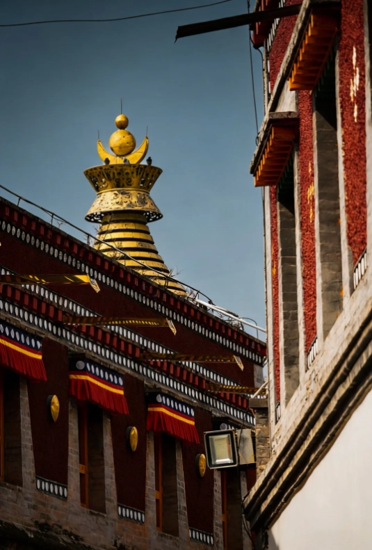 photographing Kumbum Monastery photographing Kumbum Monastery