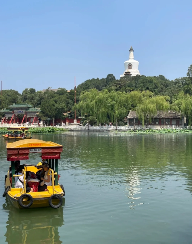 Beihai Park rowboat price Beihai Park rowboat price