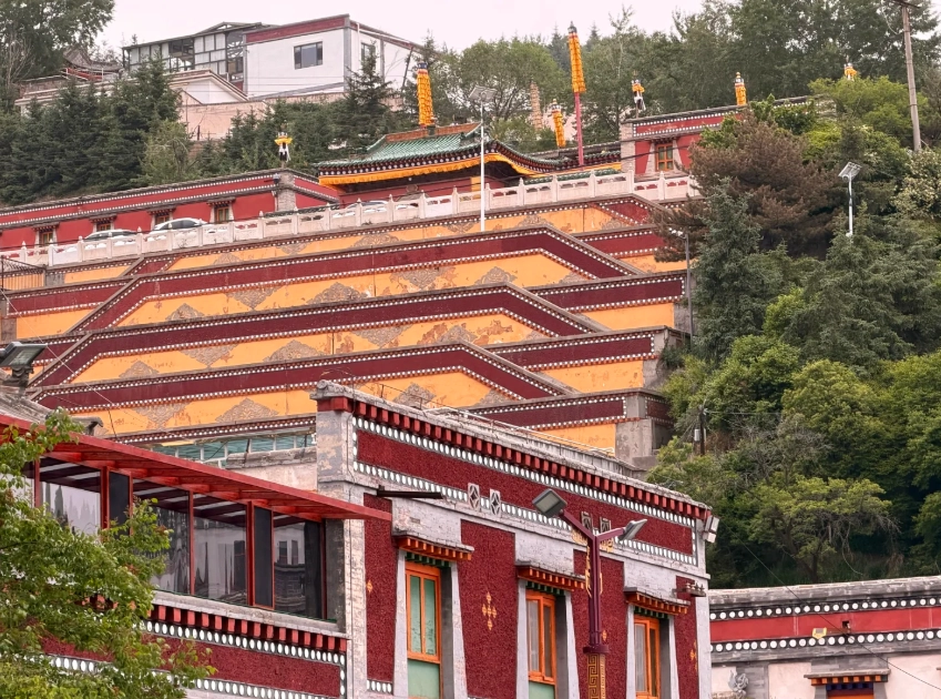 Kumbum Monastery worth visiting Kumbum Monastery worth visiting