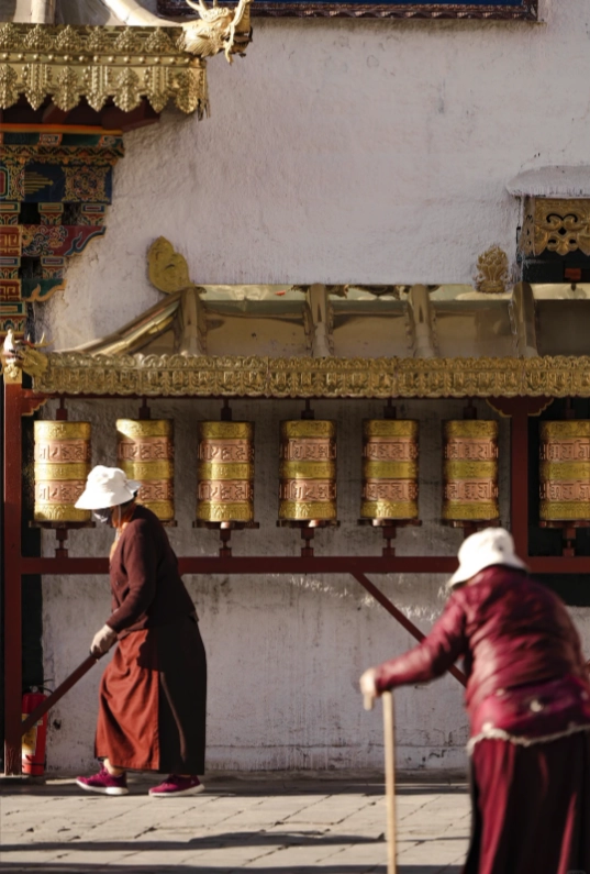things to do in Lhasa alone things to do in Lhasa alone