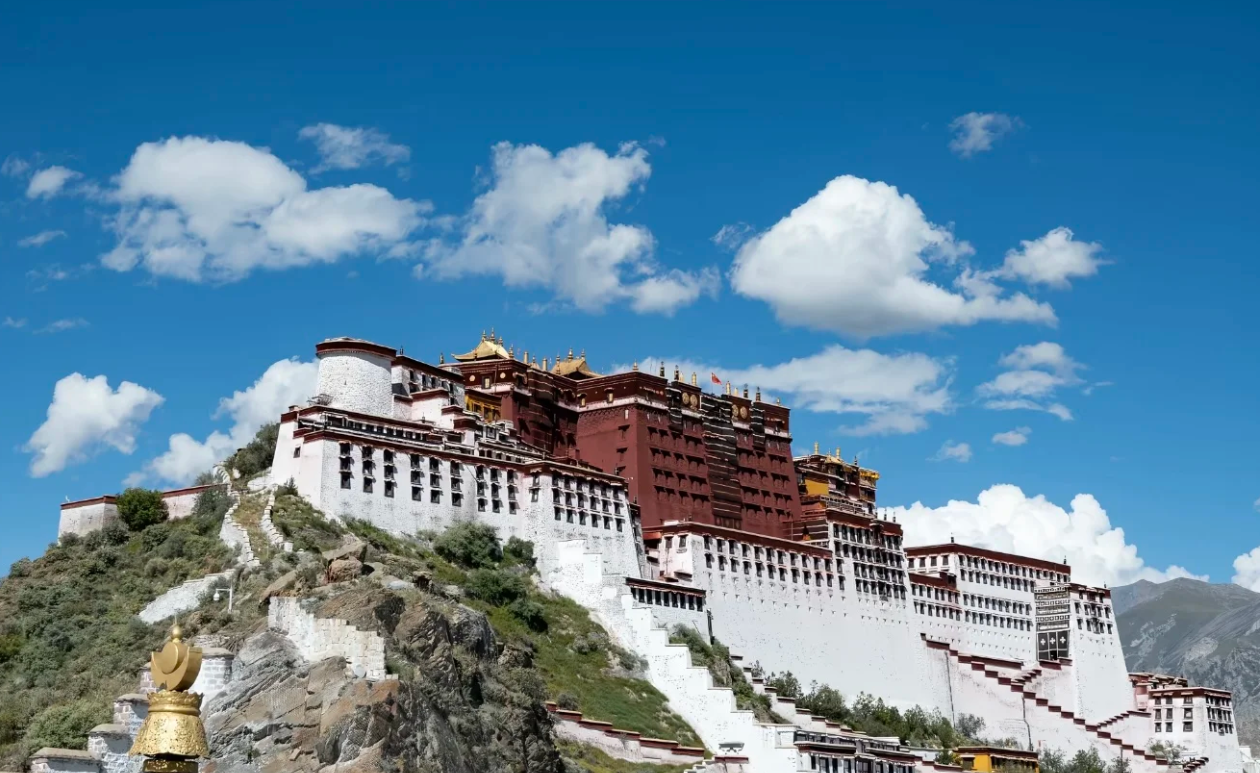 Lhasa Solo Travel: Skip the Crowds & Visa Hassle